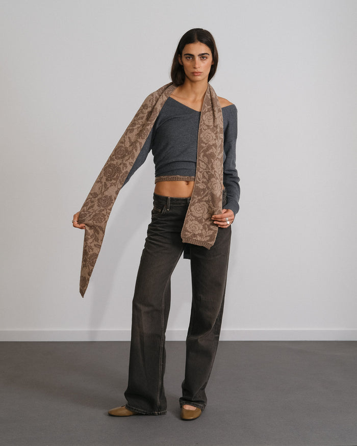 Maruja's Scarf