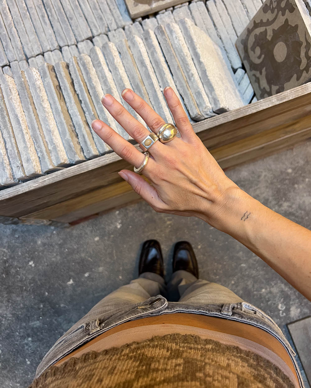 She's Not There | Ring Pack