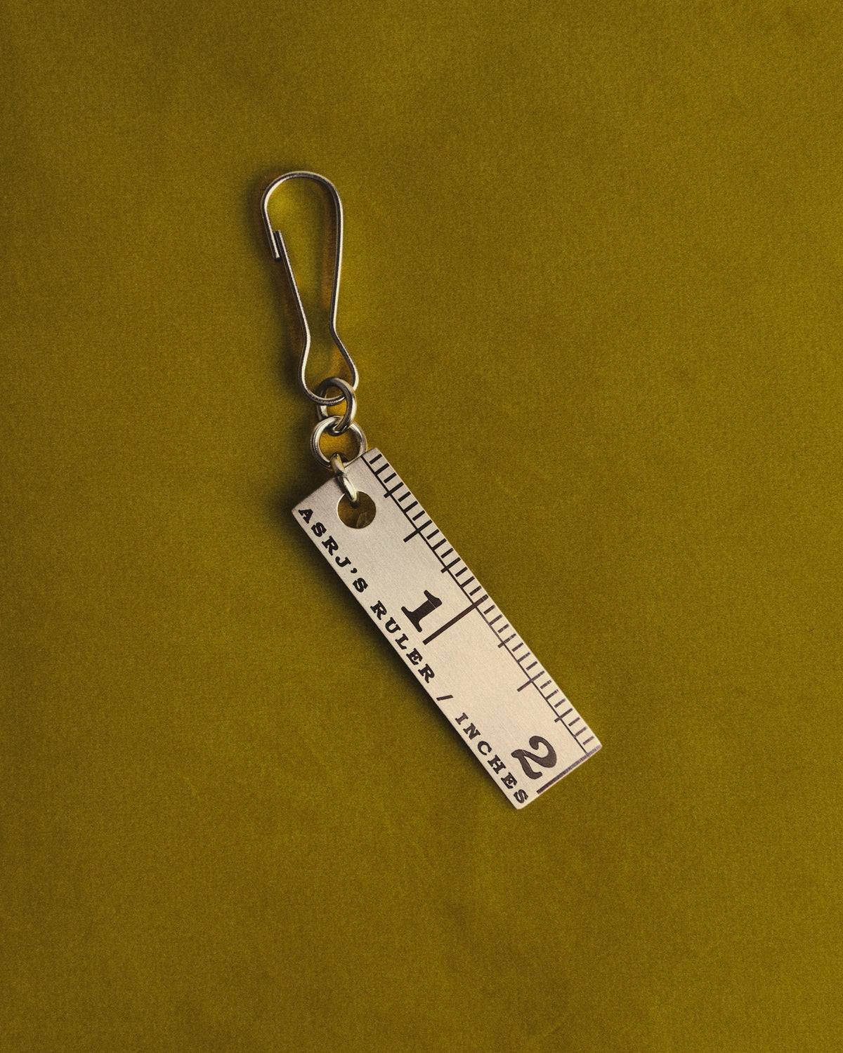 tiny ruler