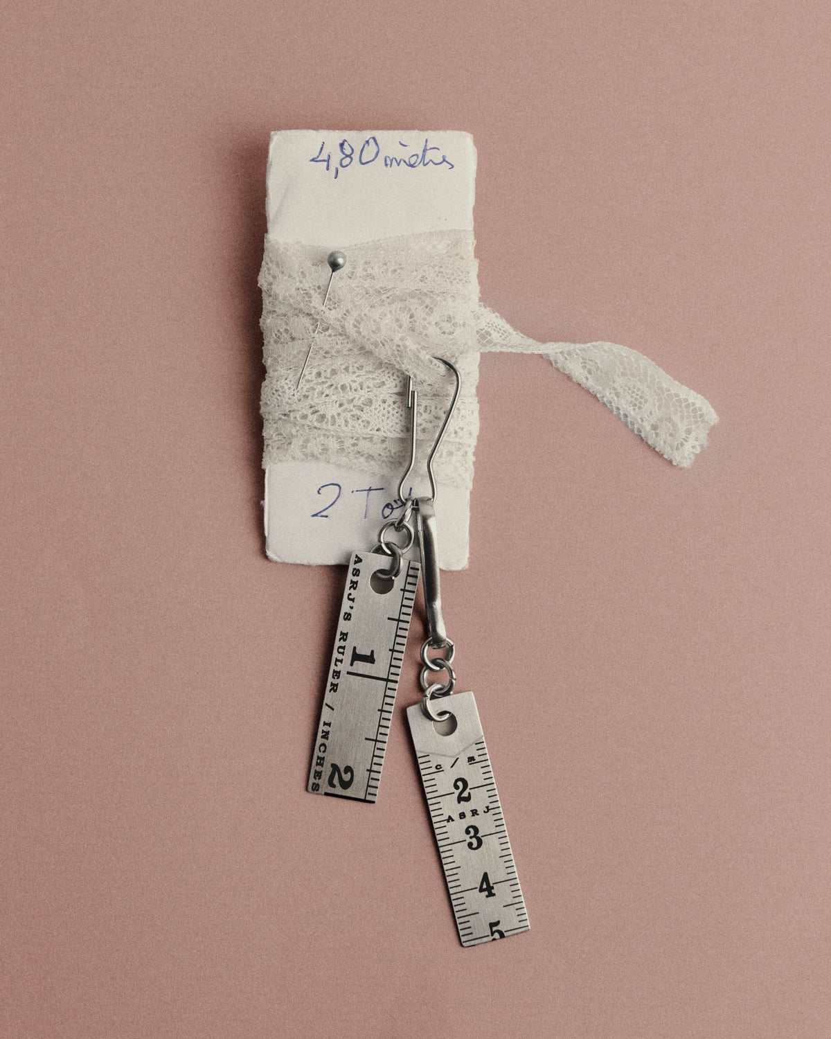 tiny ruler